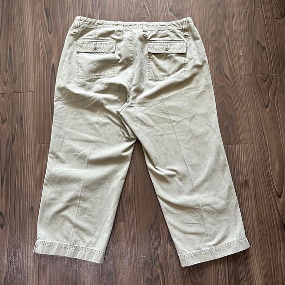 Women's Eddie Bauer Vashion Fit | Size 16 - Picture 2 of 3
